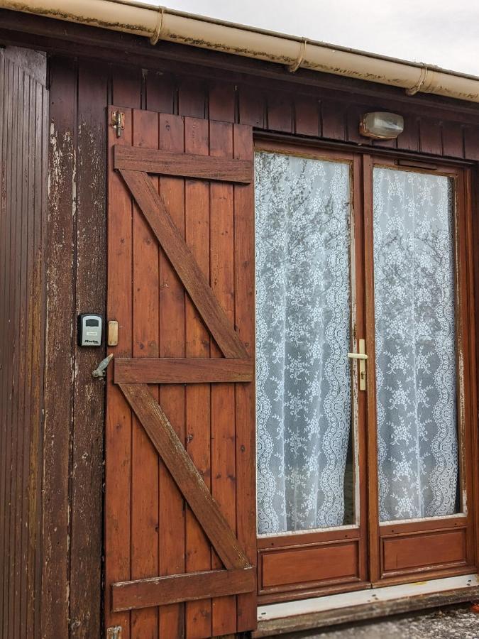 Au Petit Chalet D'Illiers Combray - Salle D'Eau Uniquement Bagian luar foto